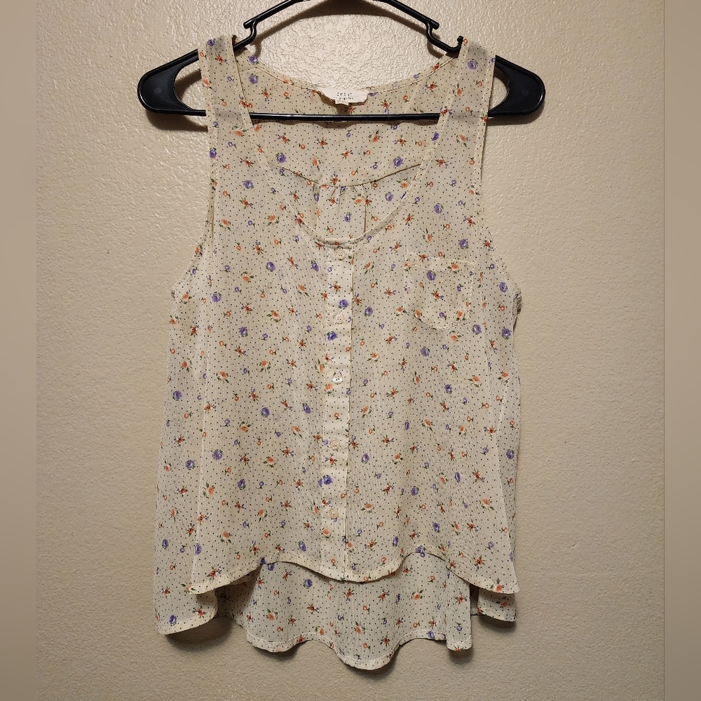 Cream Floral Sleeveless Blouse